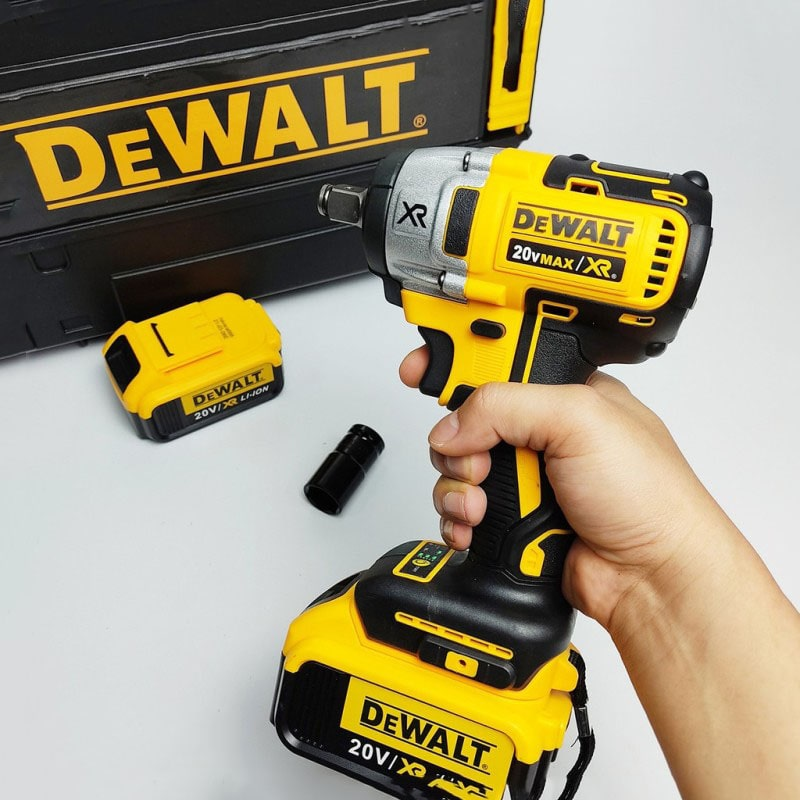 Máy siết bulon cầm tay Dewalt DCF894P1 18V( kèm 01 pin 5.0Ah+ sạc)