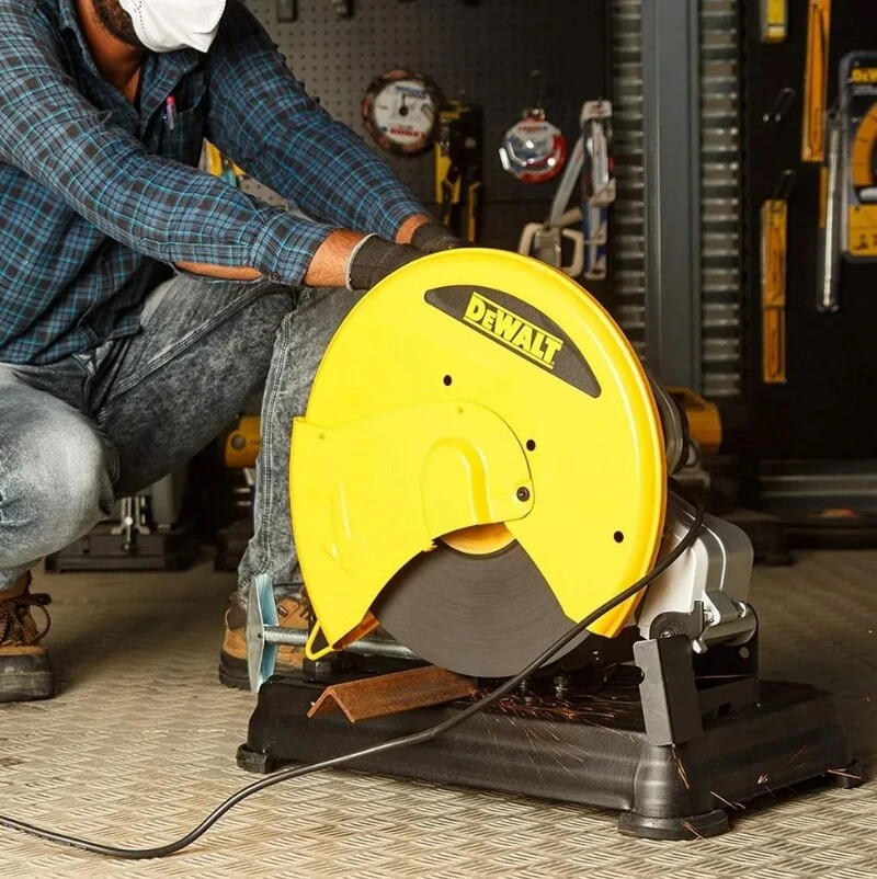 Dewalt: Nâng Tầm Chuyên Nghiệp với Máy Cắt Sắt Hiệu Quả