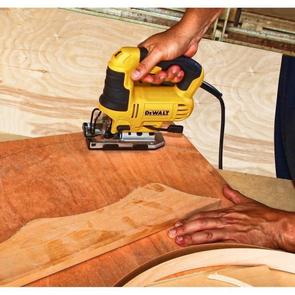 Top 5 máy cưa lọng Dewalt đẳng cấp nhất nội địa Việt Nam