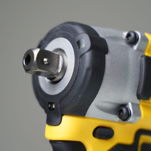 Máy siết bulong cầm tay Dewalt DCF922P2 (KÈM 02 PIN 5.0 + SẠC)
