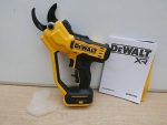 Máy cắt cành dùng pin 20V DeWALT DCMPP568 (không kèm pin sạc)