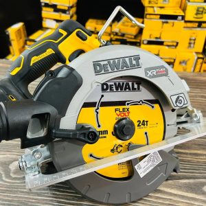 Máy cưa đĩa cầm tay 20V/60V Max Flexvolt Dewalt DCS573N-KR (không kèm pin sạc)