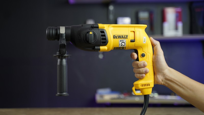Thiết Kế Ergonomics, Tiện Lợi Cho Mọi Công Việc: DeWalt D25032