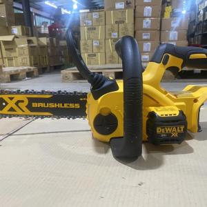 Máy cưa xích dùng pin 20V Dewalt DCCS620 12” (300mm)